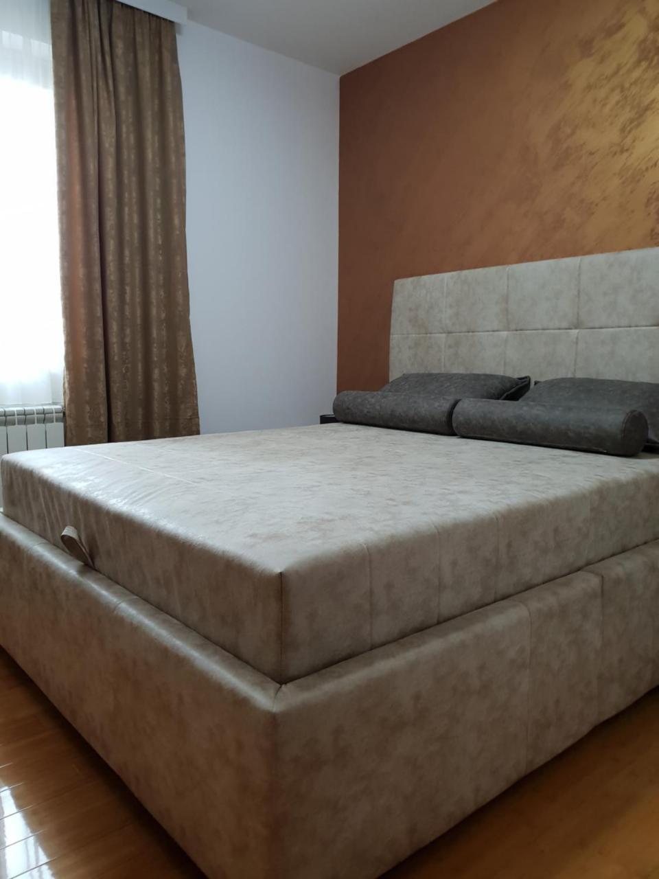 Apartman Kej Free Parking Kraljevo Zewnętrze zdjęcie